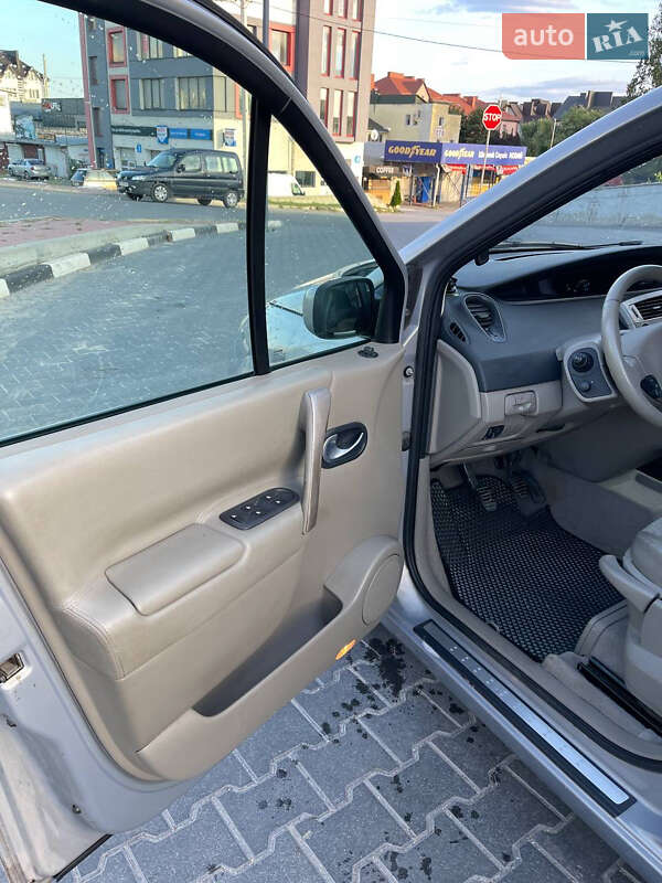 Минивэн Renault Scenic 2005 в Тернополе