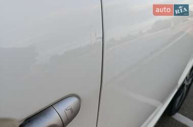 Минивэн Renault Scenic 2011 в 