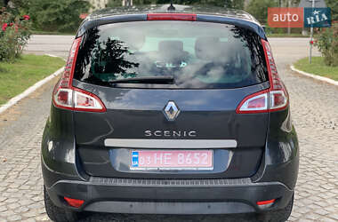 Минивэн Renault Scenic 2010 в 