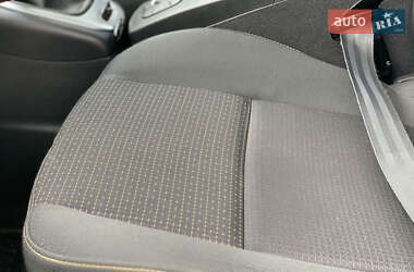 Минивэн Renault Scenic 2010 в 