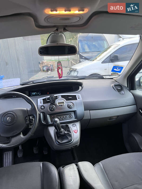 Минивэн Renault Scenic 2005 в Черновцах