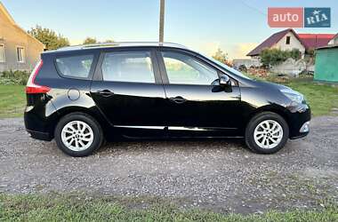 Минивэн Renault Scenic 2014 в 