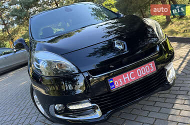 Минивэн Renault Scenic 2013 в 
