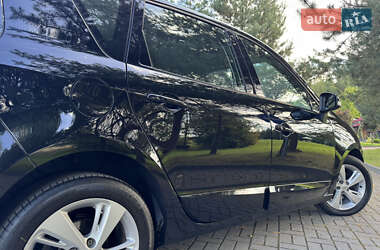 Минивэн Renault Scenic 2013 в 