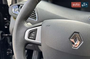 Минивэн Renault Scenic 2013 в 