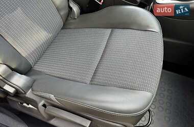 Минивэн Renault Scenic 2013 в 