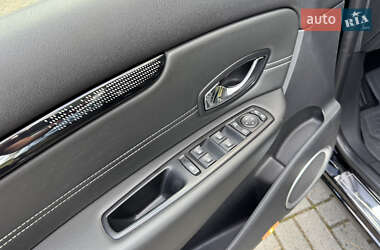 Минивэн Renault Scenic 2013 в 