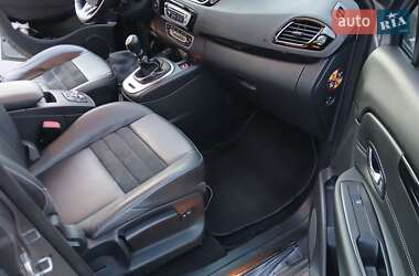 Мінівен Renault Scenic 2013 в 
