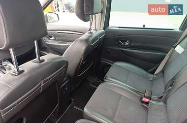 Минивэн Renault Scenic 2011 в 