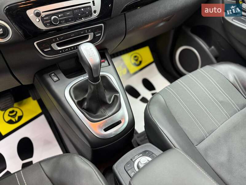 Минивэн Renault Scenic 2012 в Черновцах