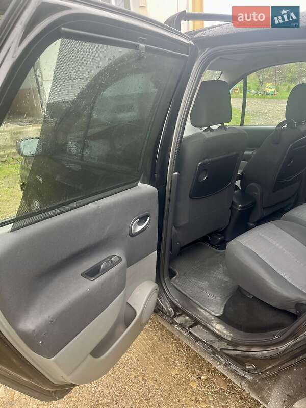 Минивэн Renault Scenic 2008 в Хырове фото 28 Минивэн Renault Scenic 2008 в Хырове