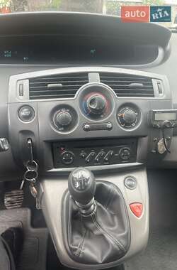 Минивэн Renault Scenic 2008 в 