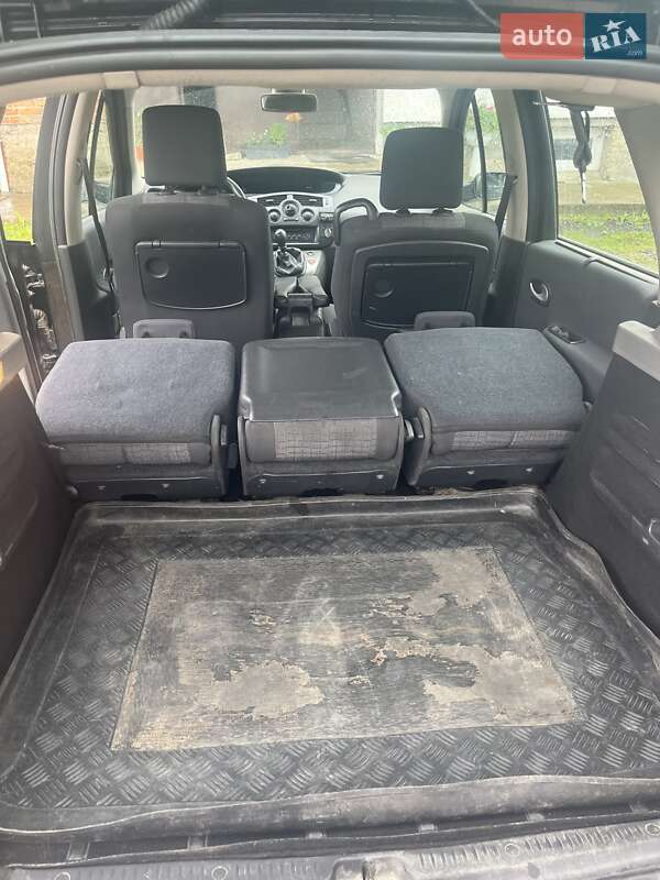 Минивэн Renault Scenic 2008 в Хырове фото 38 Минивэн Renault Scenic 2008 в Хырове