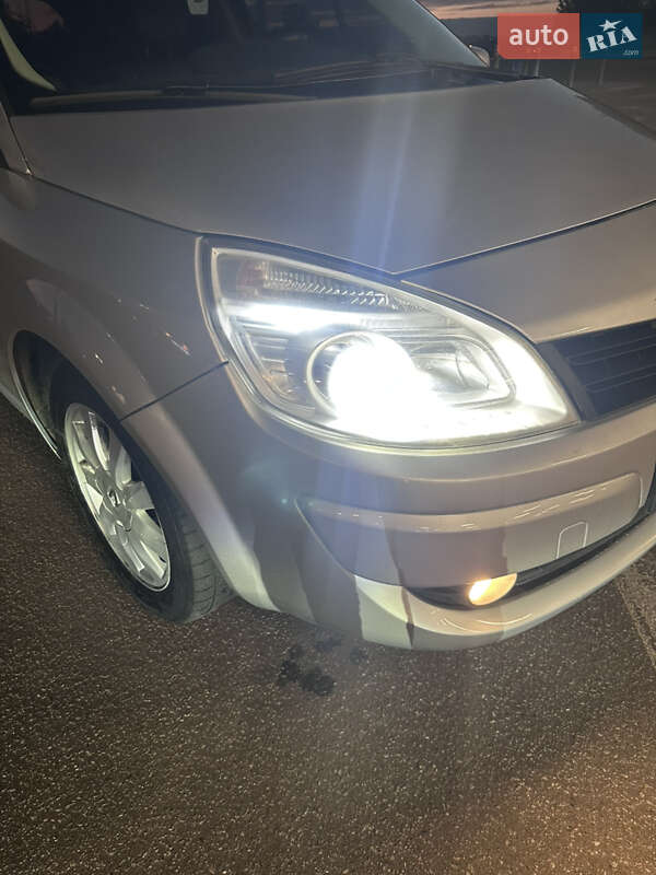 Минивэн Renault Scenic 2007 в Харькове