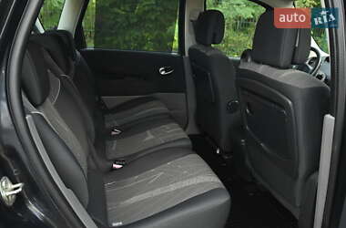 Минивэн Renault Scenic 2006 в 