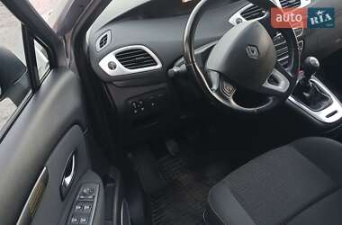 Минивэн Renault Scenic 2010 в 