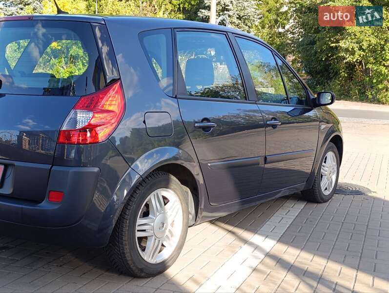 Минивэн Renault Scenic 2008 в Киеве