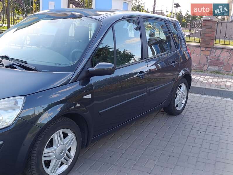 Минивэн Renault Scenic 2008 в Киеве