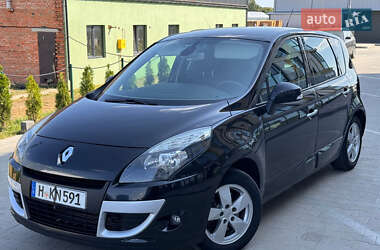 Минивэн Renault Scenic 2009 в Луцке