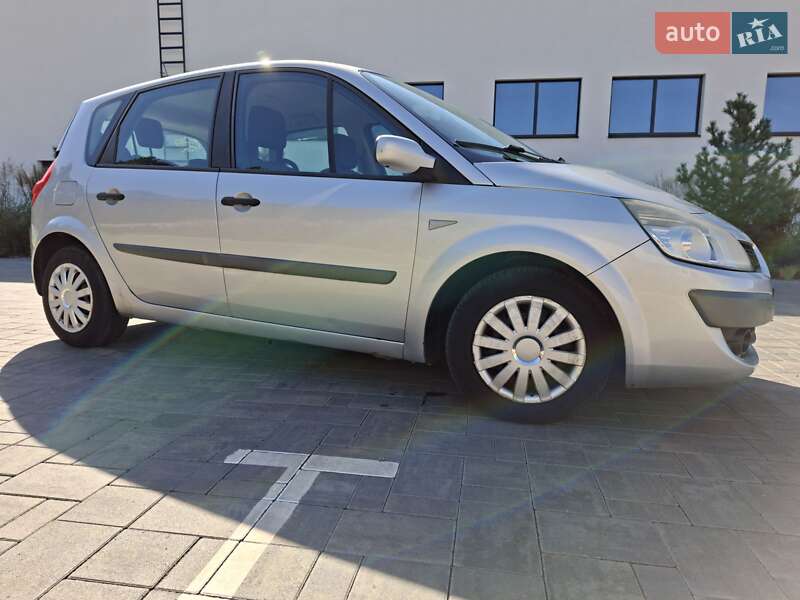 Минивэн Renault Scenic 2007 в Луцке
