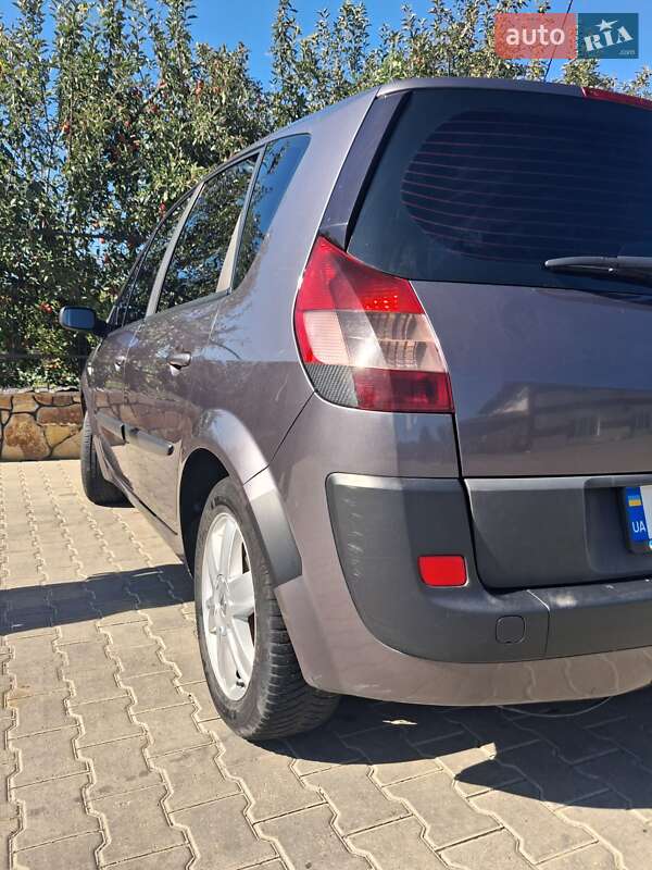 Минивэн Renault Scenic 2003 в Могилев-Подольске фото 11 Минивэн Renault Scenic 2003 в Могилев-Подольске