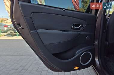 Минивэн Renault Scenic 2010 в 