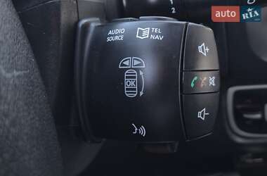Минивэн Renault Scenic 2010 в 