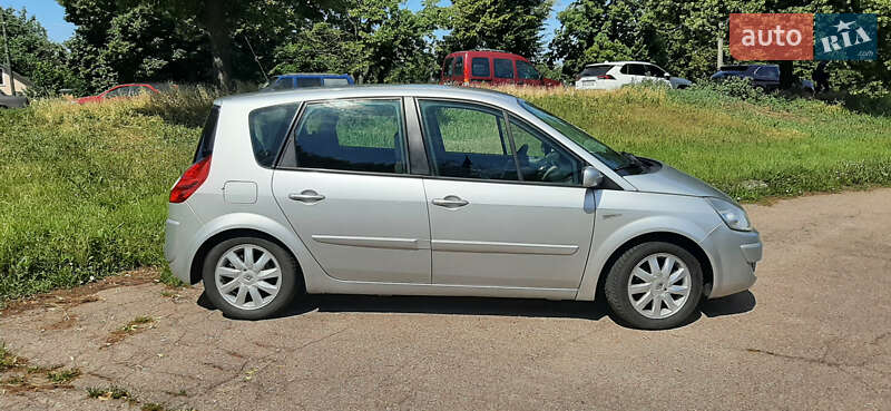 Минивэн Renault Scenic 2007 в Чернигове