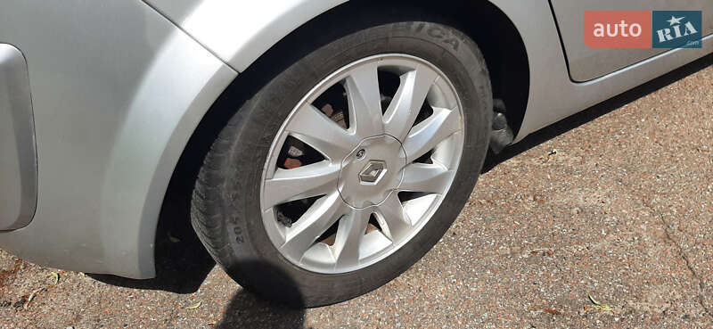 Минивэн Renault Scenic 2007 в Чернигове