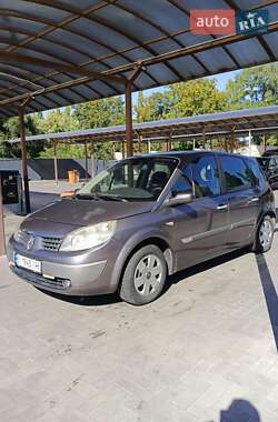 Минивэн Renault Scenic 2004 в 