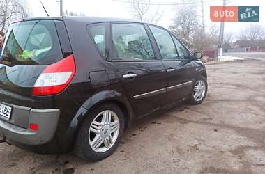 Минивэн Renault Scenic 2005 в 