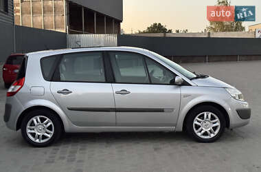 Минивэн Renault Scenic 2005 в 