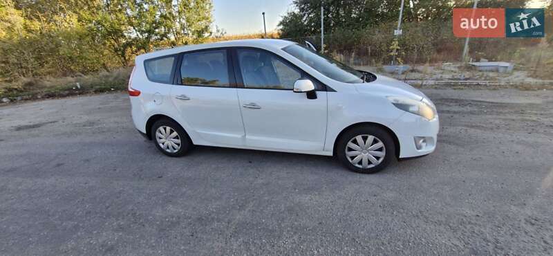 Минивэн Renault Scenic 2010 в Черкассах фото 4 Минивэн Renault Scenic 2010 в Черкассах