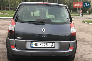 Минивэн Renault Scenic 2005 в 