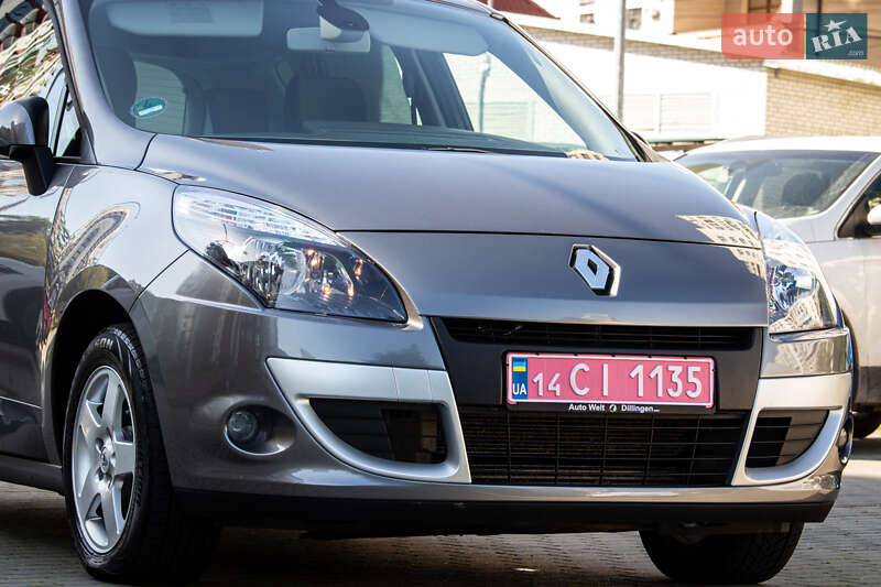 Минивэн Renault Scenic 2010 в Львове