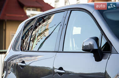 Минивэн Renault Scenic 2010 в 