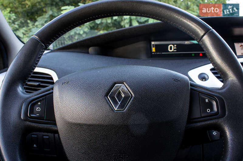 Минивэн Renault Scenic 2010 в Львове