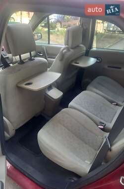 Минивэн Renault Scenic 2006 в 