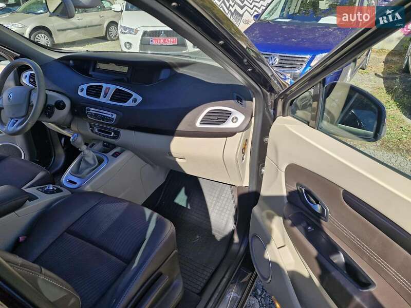 Минивэн Renault Scenic 2010 в Луцке