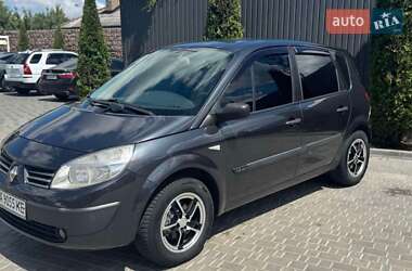 Минивэн Renault Scenic 2004 в 