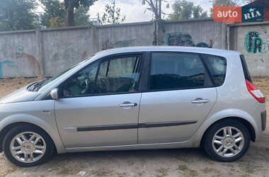 Минивэн Renault Scenic 2005 в 