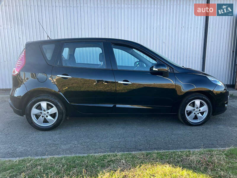 Минивэн Renault Scenic 2011 в Киеве фото 13 Минивэн Renault Scenic 2011 в Киеве