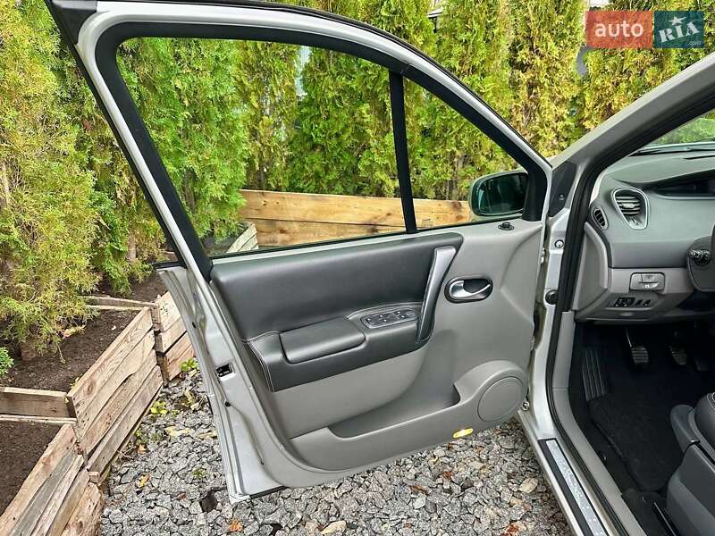 Минивэн Renault Scenic 2005 в Полтаве