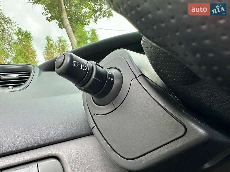 Минивэн Renault Scenic 2005 в Полтаве