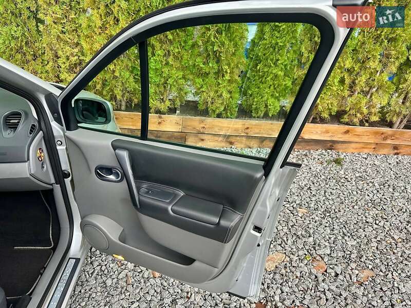 Минивэн Renault Scenic 2005 в Полтаве