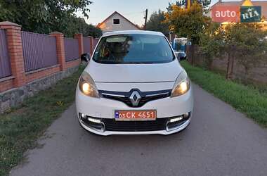 Минивэн Renault Scenic 2015 в 