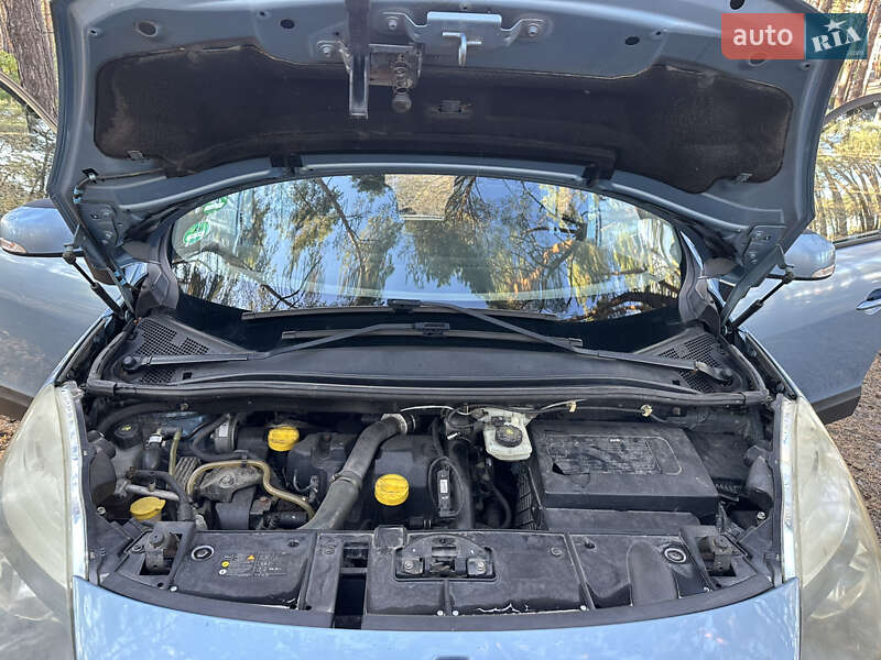 Минивэн Renault Scenic 2010 в Киеве
