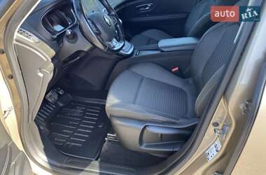 Минивэн Renault Scenic 2018 в 