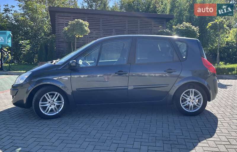 Минивэн Renault Scenic 2007 в Золочеве