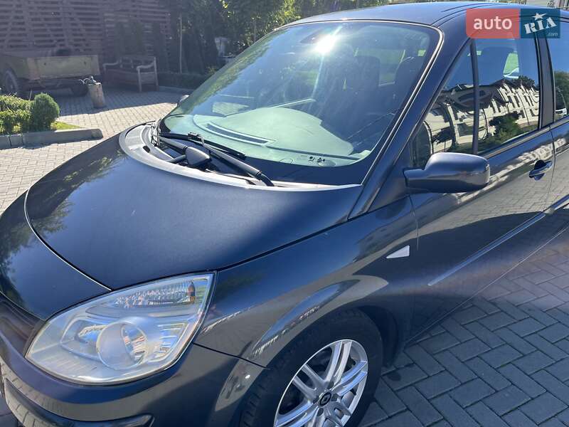 Минивэн Renault Scenic 2007 в Золочеве